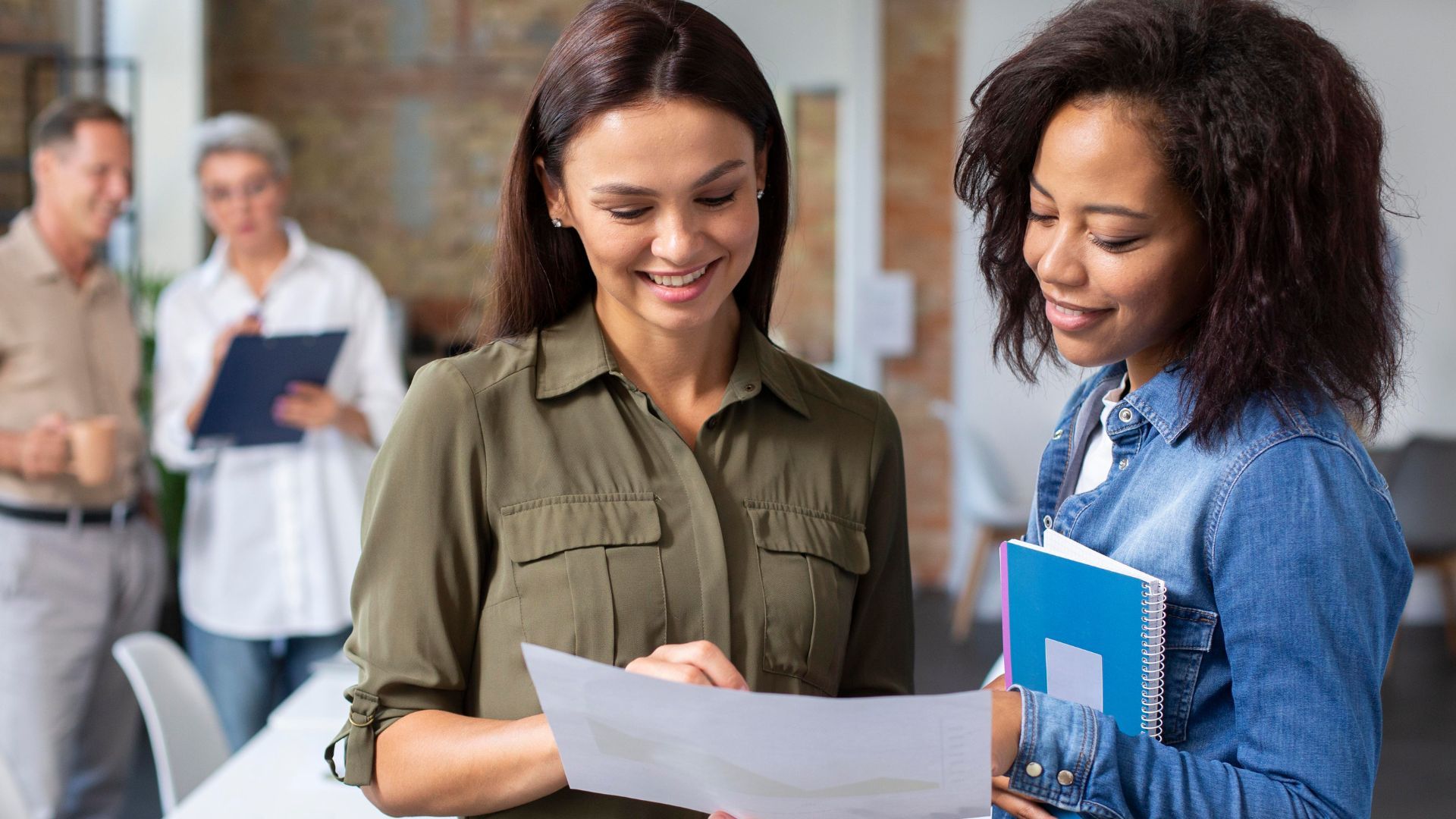 Los empleos varían en salarios y cargos.