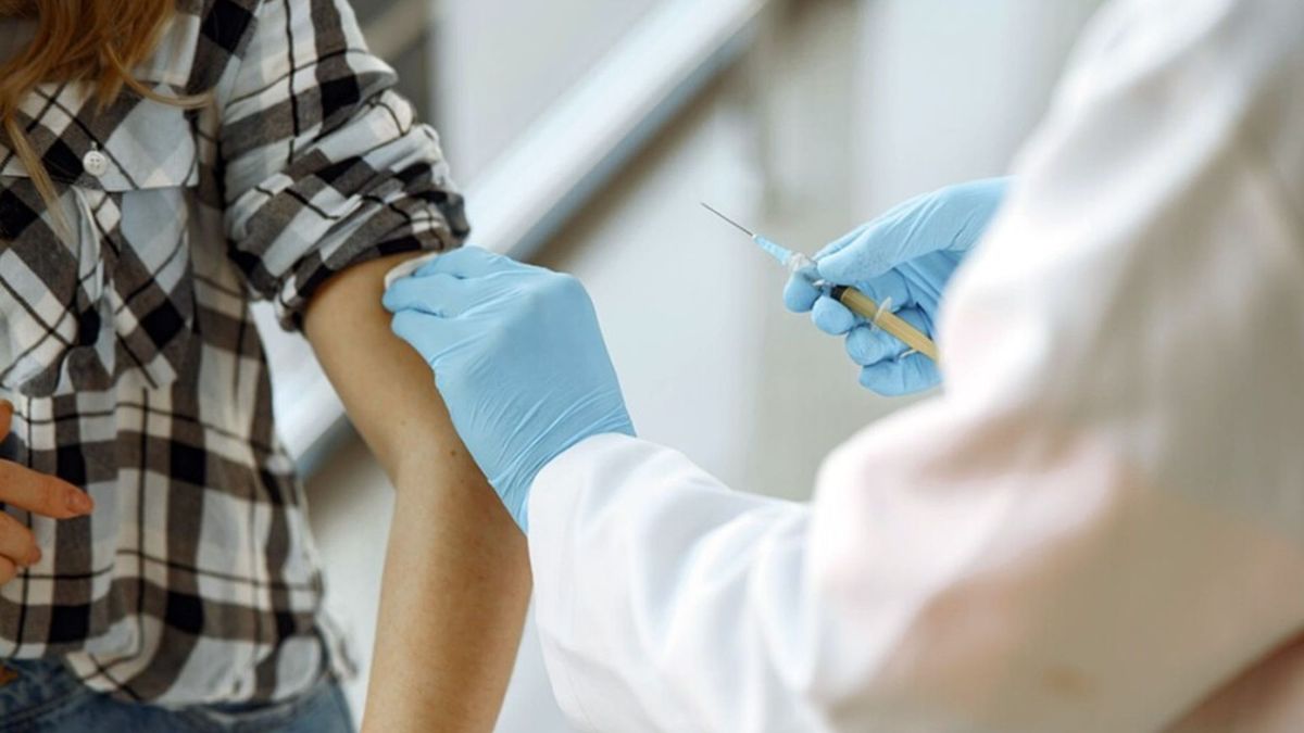 Las autoridades reiteran que la vacunación sigue siendo la principal herramienta para prevenir el sarampión.