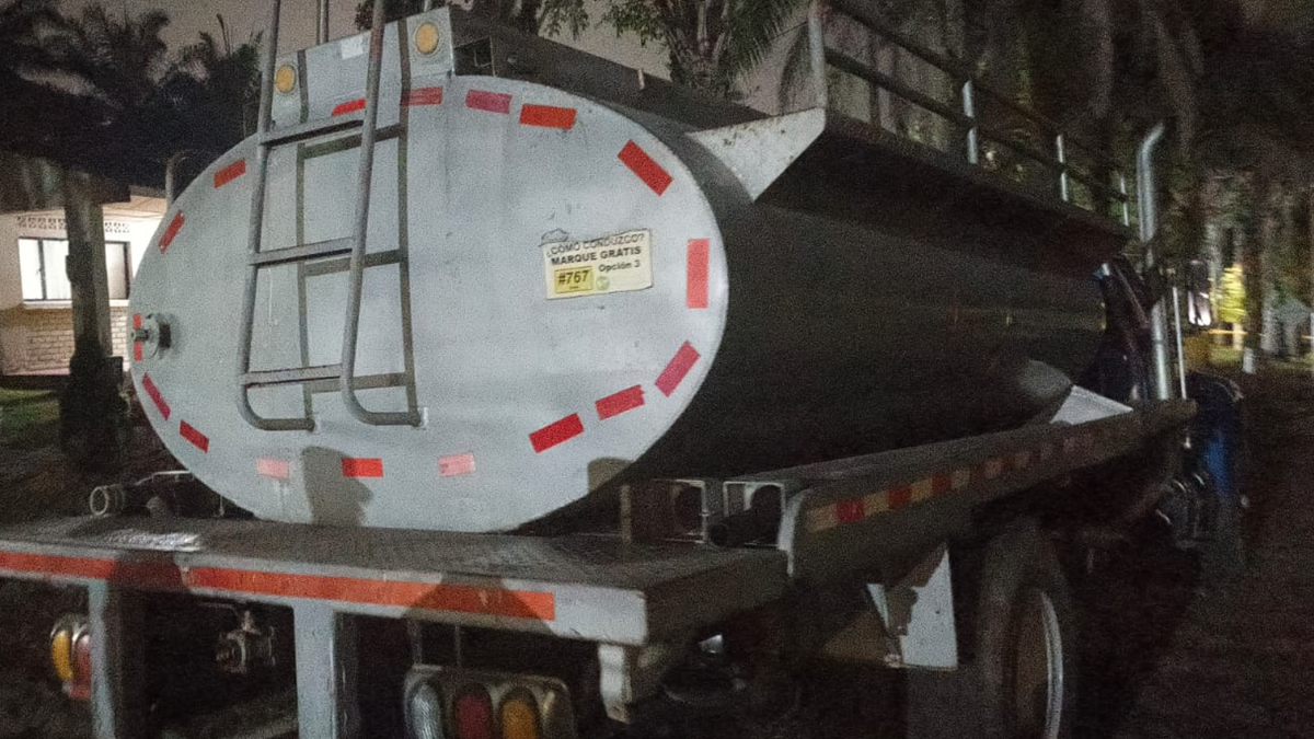 Carrotanques en Ocaña.