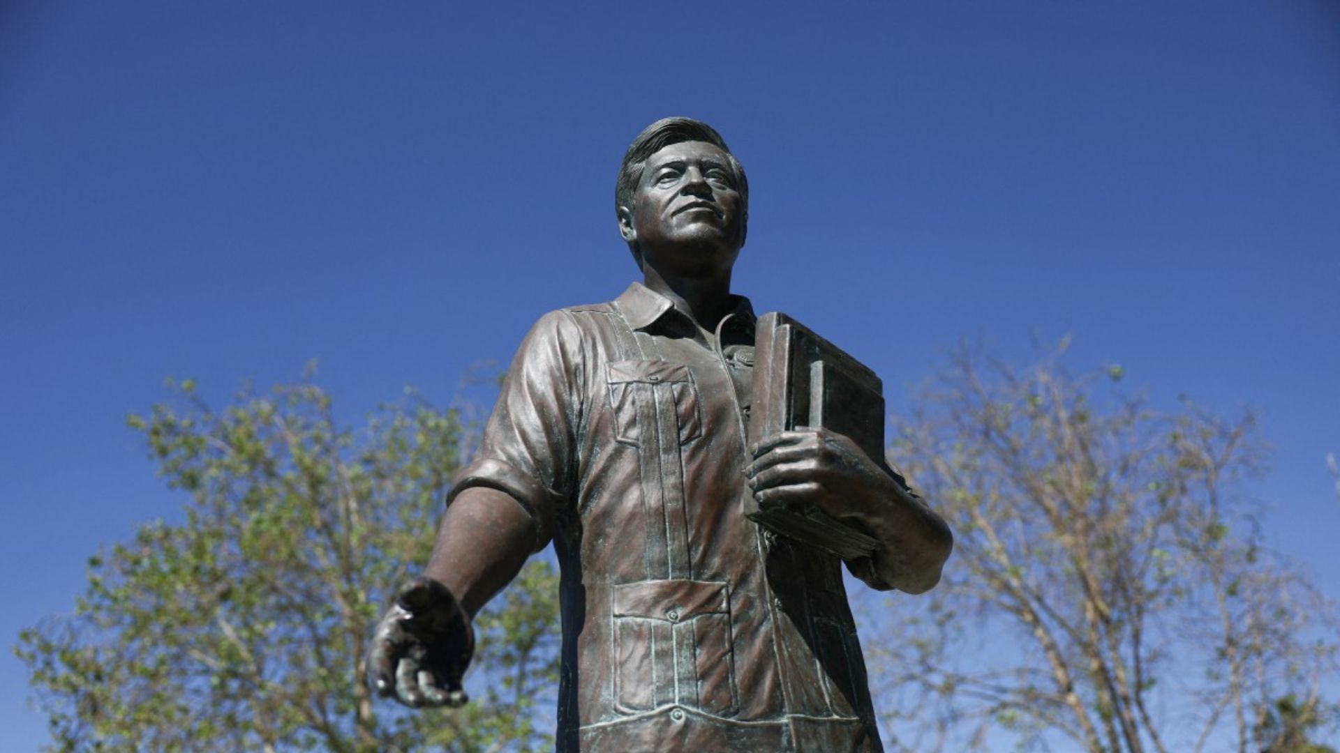 El líder sindical es considerado importante para la comunidad latina en EE.UU.