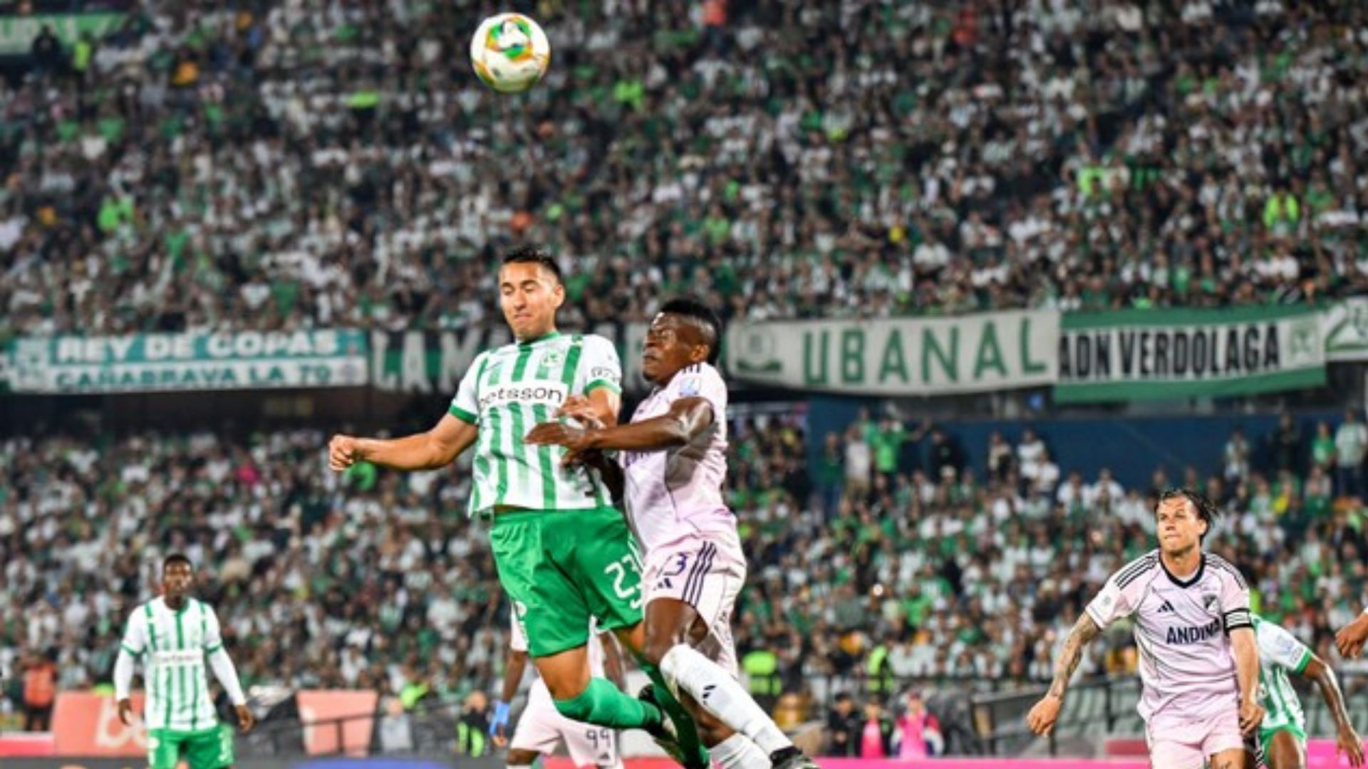 Millonarios dio el batacazo y eliminó a Nacional en la primera fase de la Copa Sudamericana.