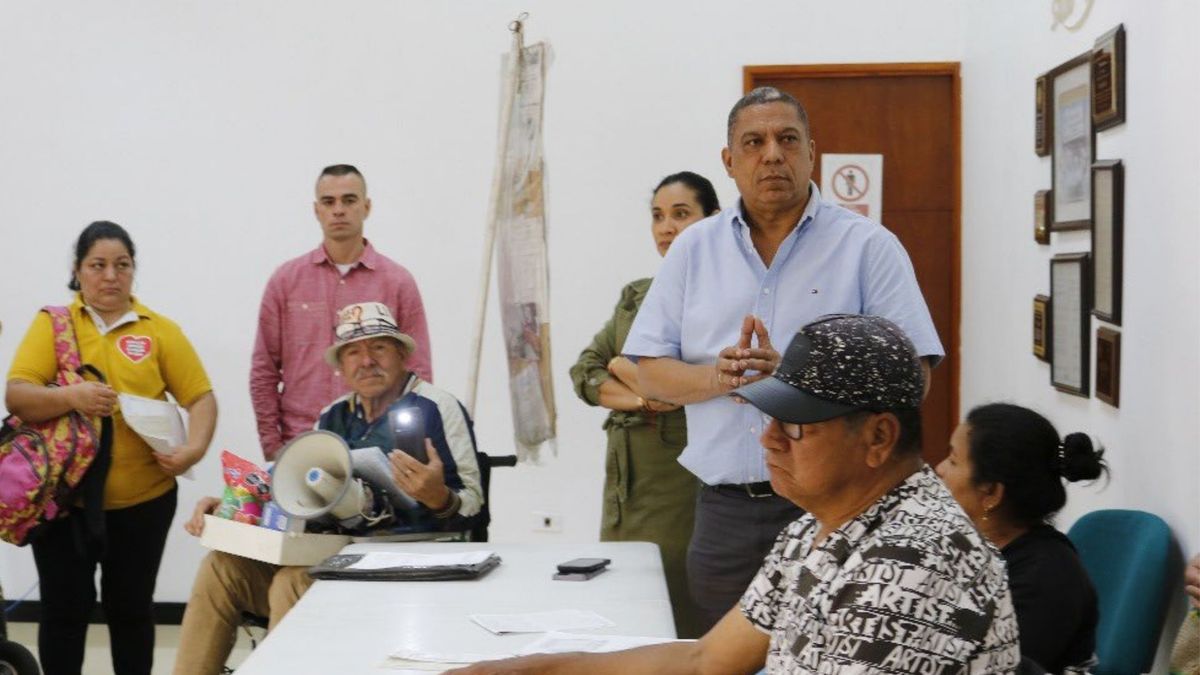 La Procuraduría suspendió por tres meses a Laín Eduardo López, interventor de Asmet Salud, quien se convirtió en el cuarto encargado del Gobierno Petro apartado de su cargo por presuntos incumplimientos en su labor en las EPS.