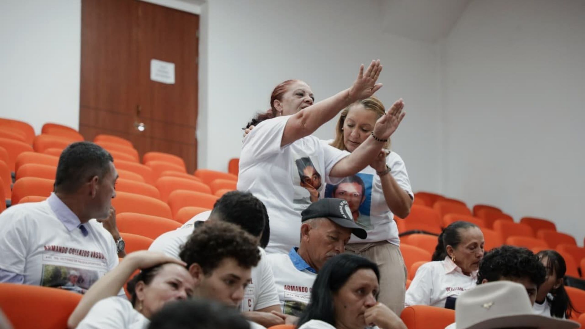 María Dolores Sánchez, madre de Giovanny Arias —asesinado por el Ejército hace veinte años—, le expresó al coronel retirado Germán León cuánto lo odia, luego de que el militar reconociera haber ordenado su muerte.