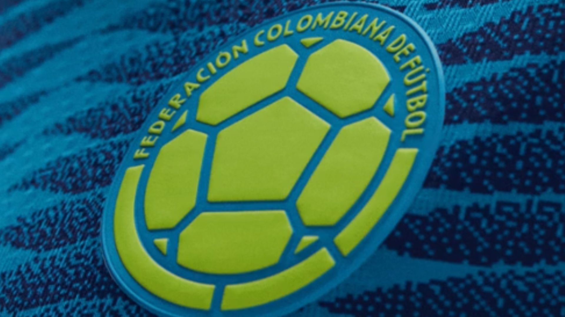 El diseño está basado en las aguas que bañan el país.