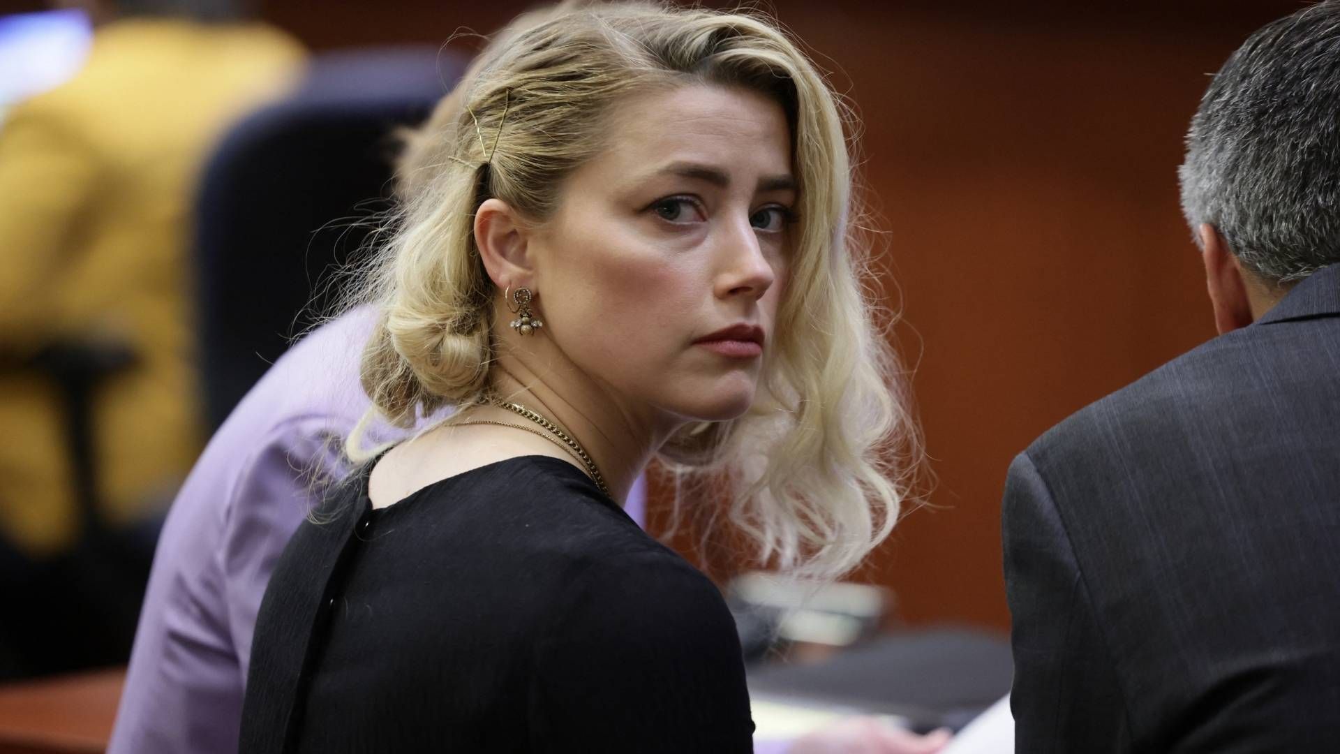 Amber Heard: Aprendió español en Texas y lo usa en su vida diaria en España.