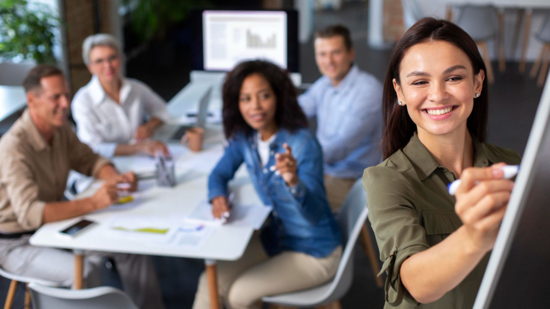 La postulación se realiza únicamente a través de la plataforma oficial de la Agencia Pública de Empleo del SENA.