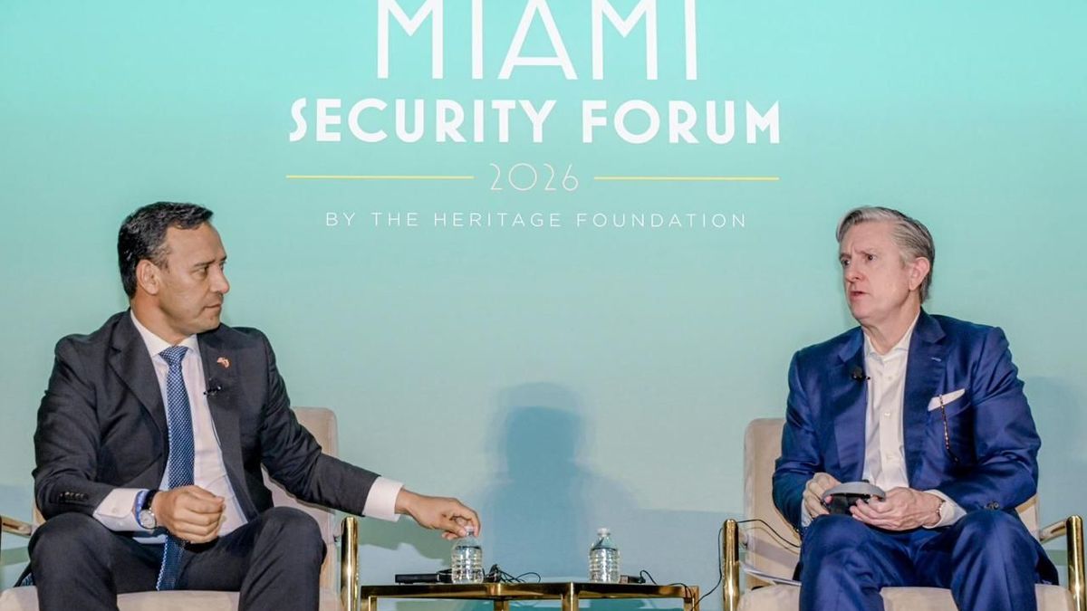 Ministro de Defensa, Pedro Sánchez.