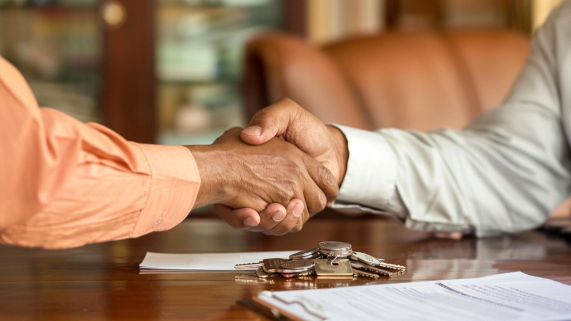 La obligación de declarar depende de si el contribuyente superó ciertos topes durante el año gravable 2025.