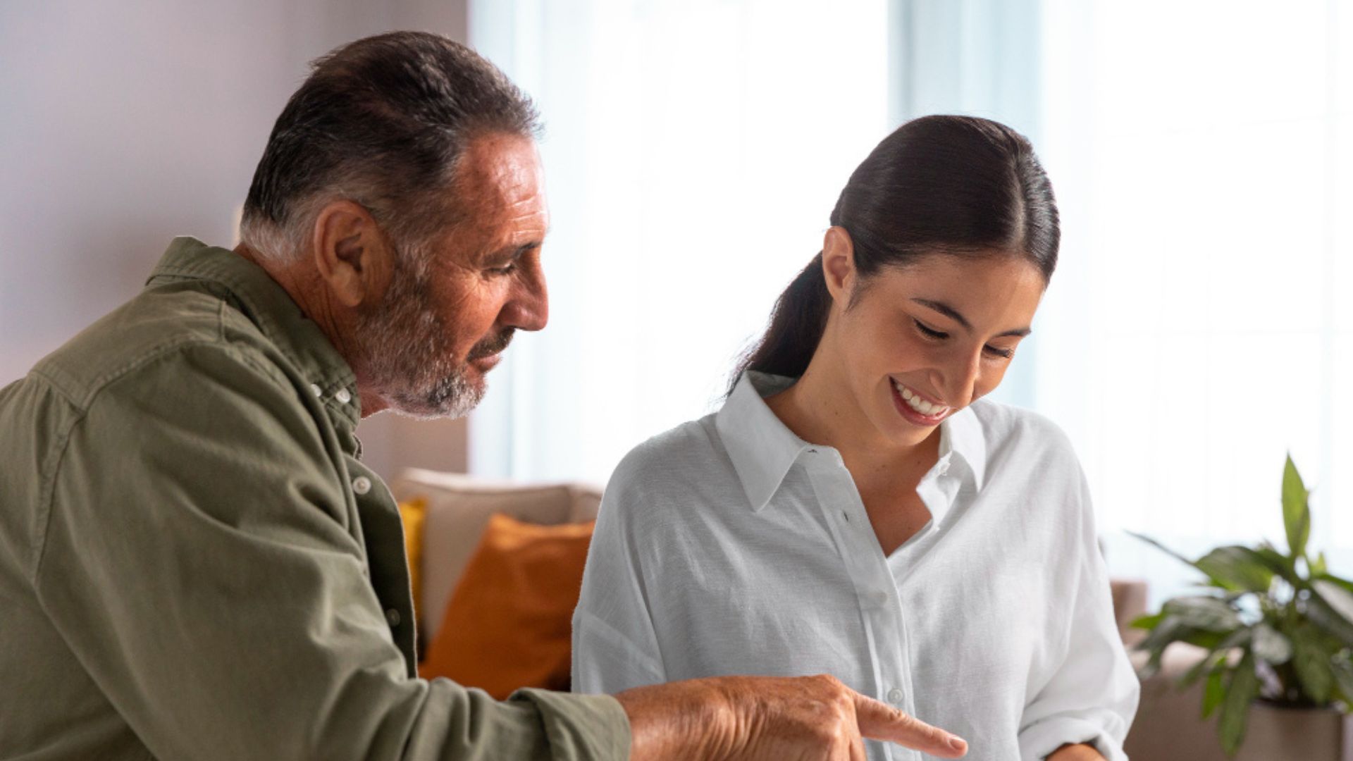 También se deben incluir los certificados de activos, como extractos bancarios con corte al 31 de diciembre de 2025 y documentos relacionados con bienes inmuebles. 