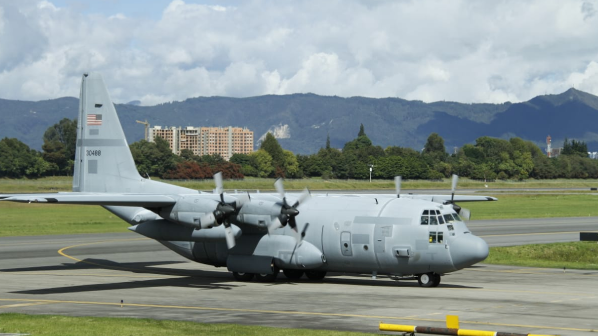 Avión Hércules de la FAC.
