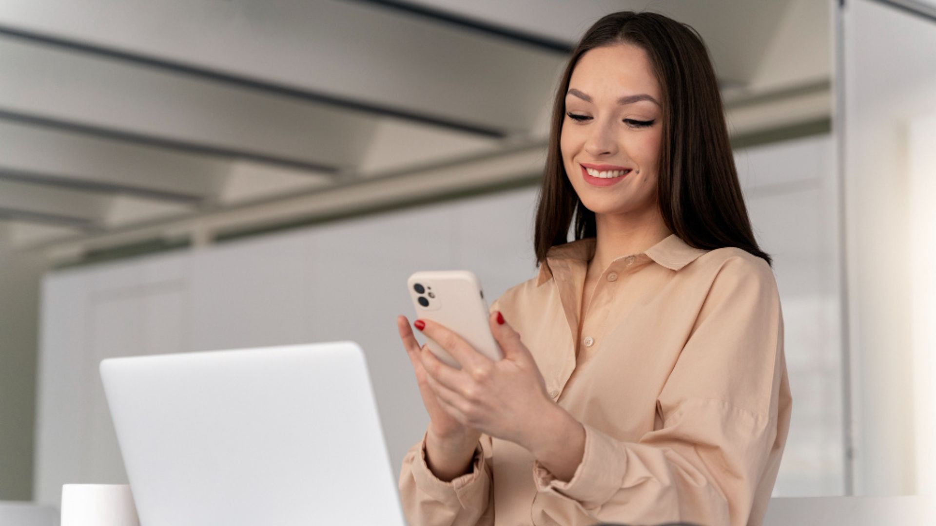 En cuanto a la edad, se mantiene el mismo límite que aplica para los hijos: hasta los 18 años y 11 meses.