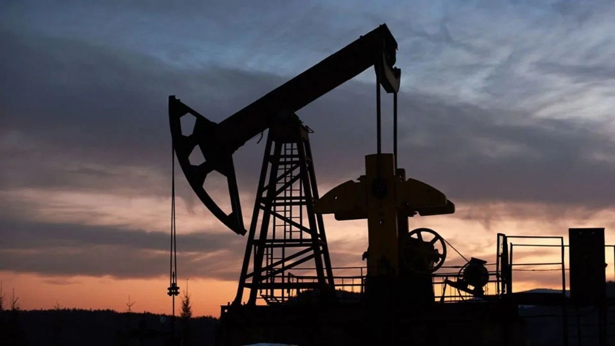 En paralelo, el gas se ha revalorizado más del 70 % hasta los 54,155 euros por megavatio hora.