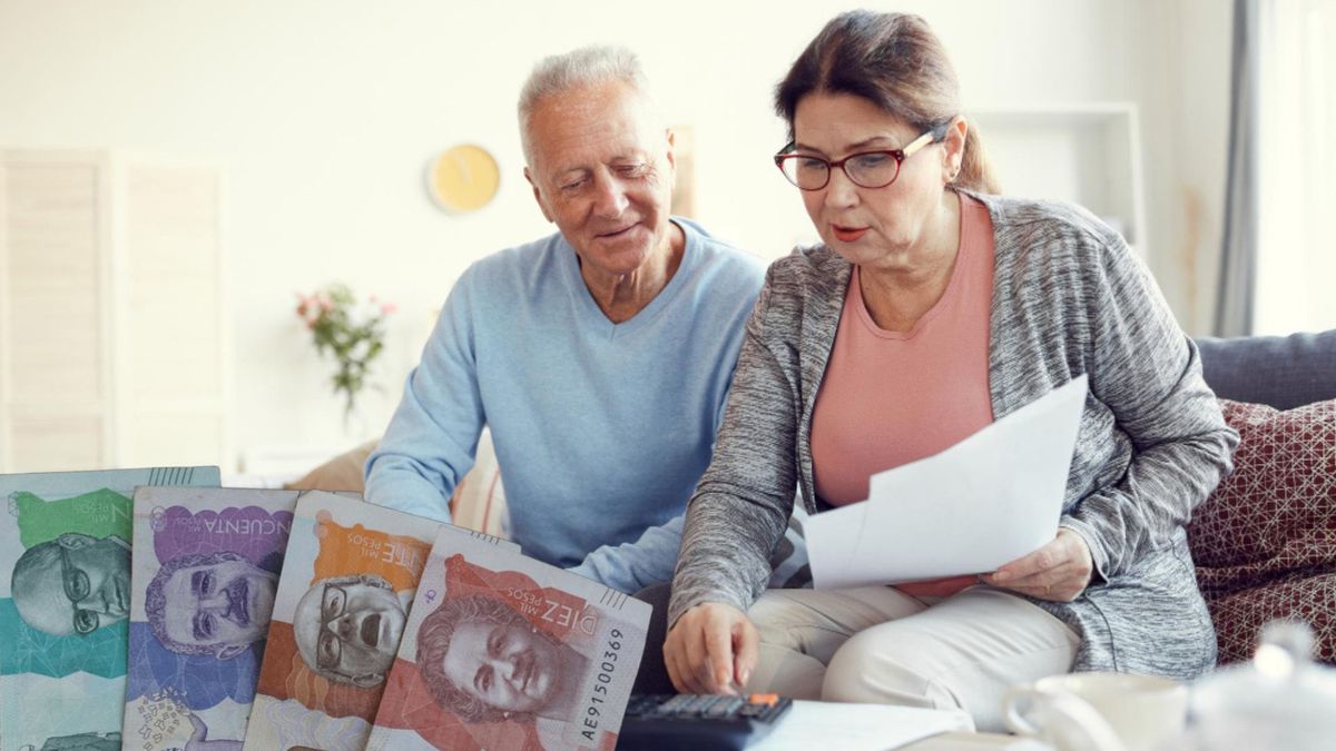 Debe tener en cuenta que Colpensiones basa la pensión en el promedio salarial devengado en los últimos 10 años, ideal para personas con ingresos altos al final de su carrera.