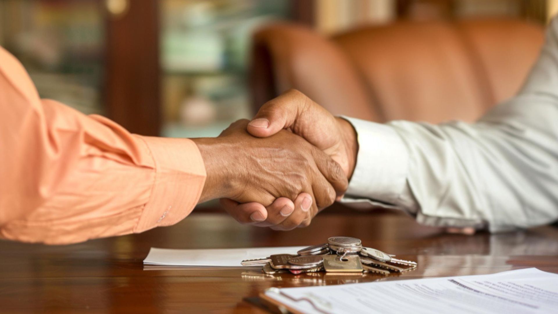 Es un proceso gratis y, una vez se completen las asesorías, se tendrá un tiempo límite para poder firmar el traslado; generalmente, es dentro del año siguiente.