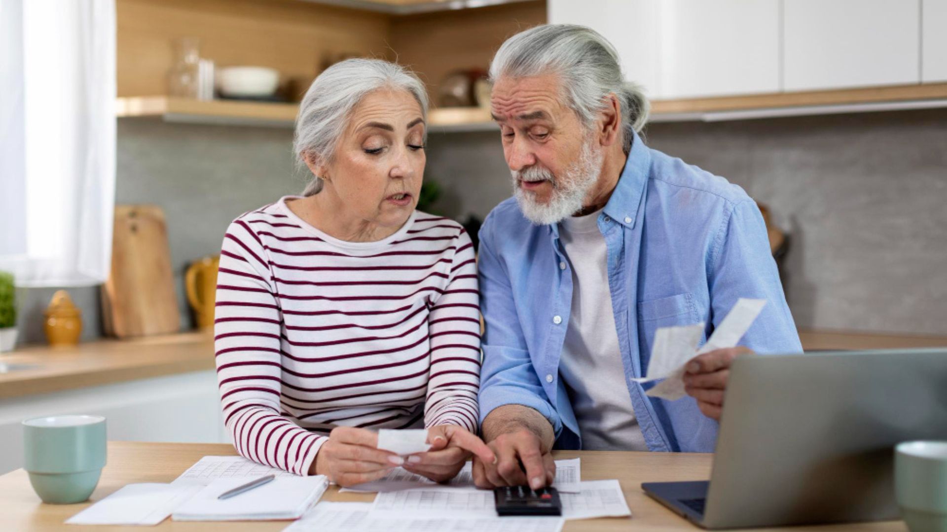 Cuando ya se han agotado los recursos legales y la negativa se mantiene, el sistema pensional colombiano tiene algunas alternativas para quienes no logran acceder a una pensión.