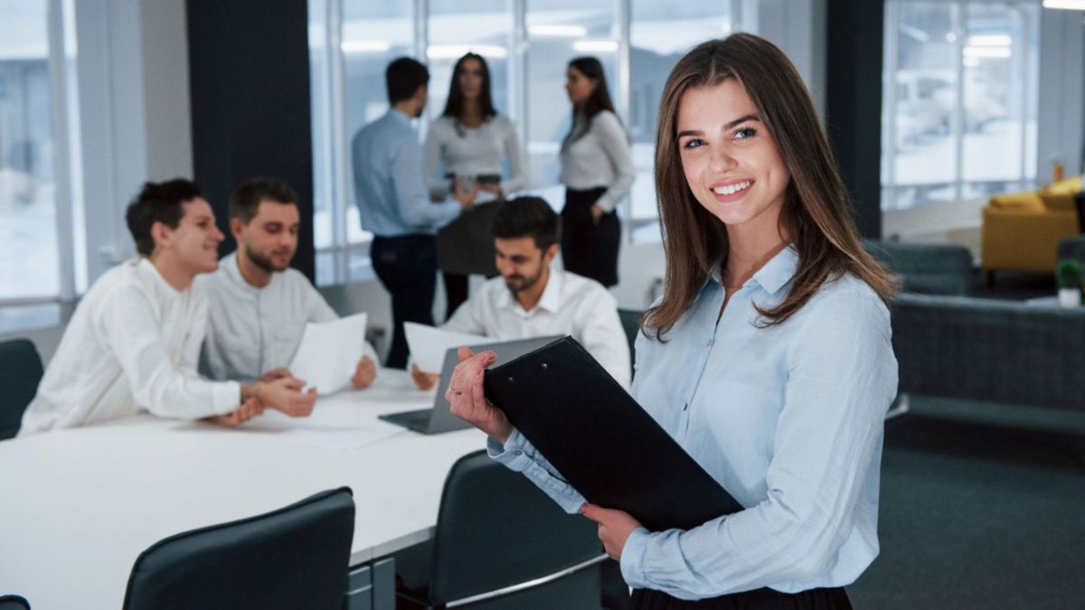 Los salarios en esta ciudad varían según el cargo. En cargos de especialización como IT Security Officer o legal and policy officer, los ingresos pueden estar entre 3.800 y 5.200 dólares mensuales.