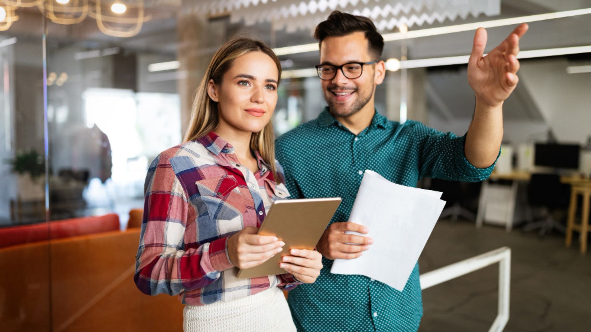 Las convocatorias estarán abiertas hasta el 7 de abril de 2026, por lo que los interesados deben revisar los requisitos y realizar el proceso de postulación dentro del plazo establecido. 