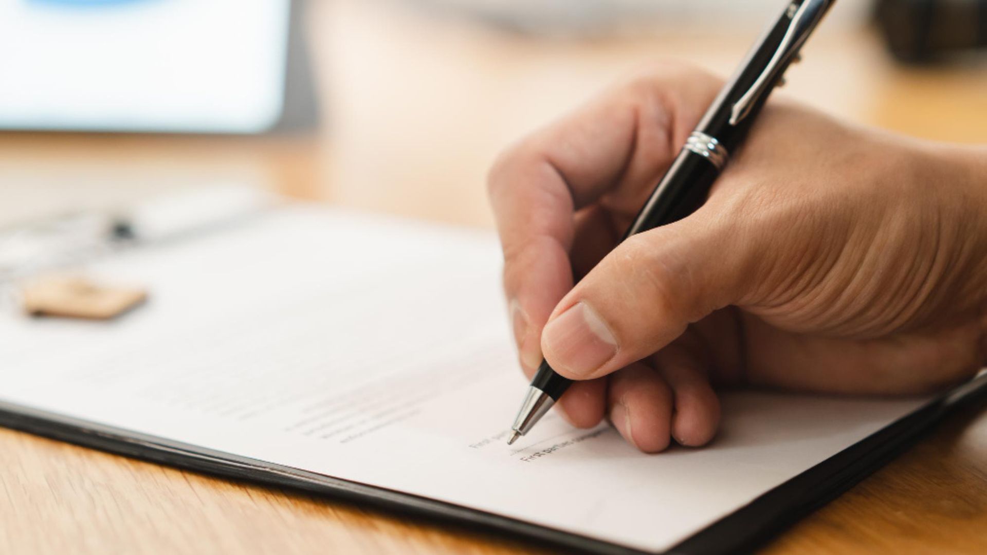 En el caso de los programas de traineeship, los ingresos suelen estar entre 1.200 y 2.000 dólares, es decir, entre 4,8 y 8 millones de pesos colombianos.