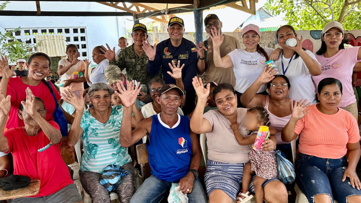 Jornadas humanitarias de la Armada Nacional.