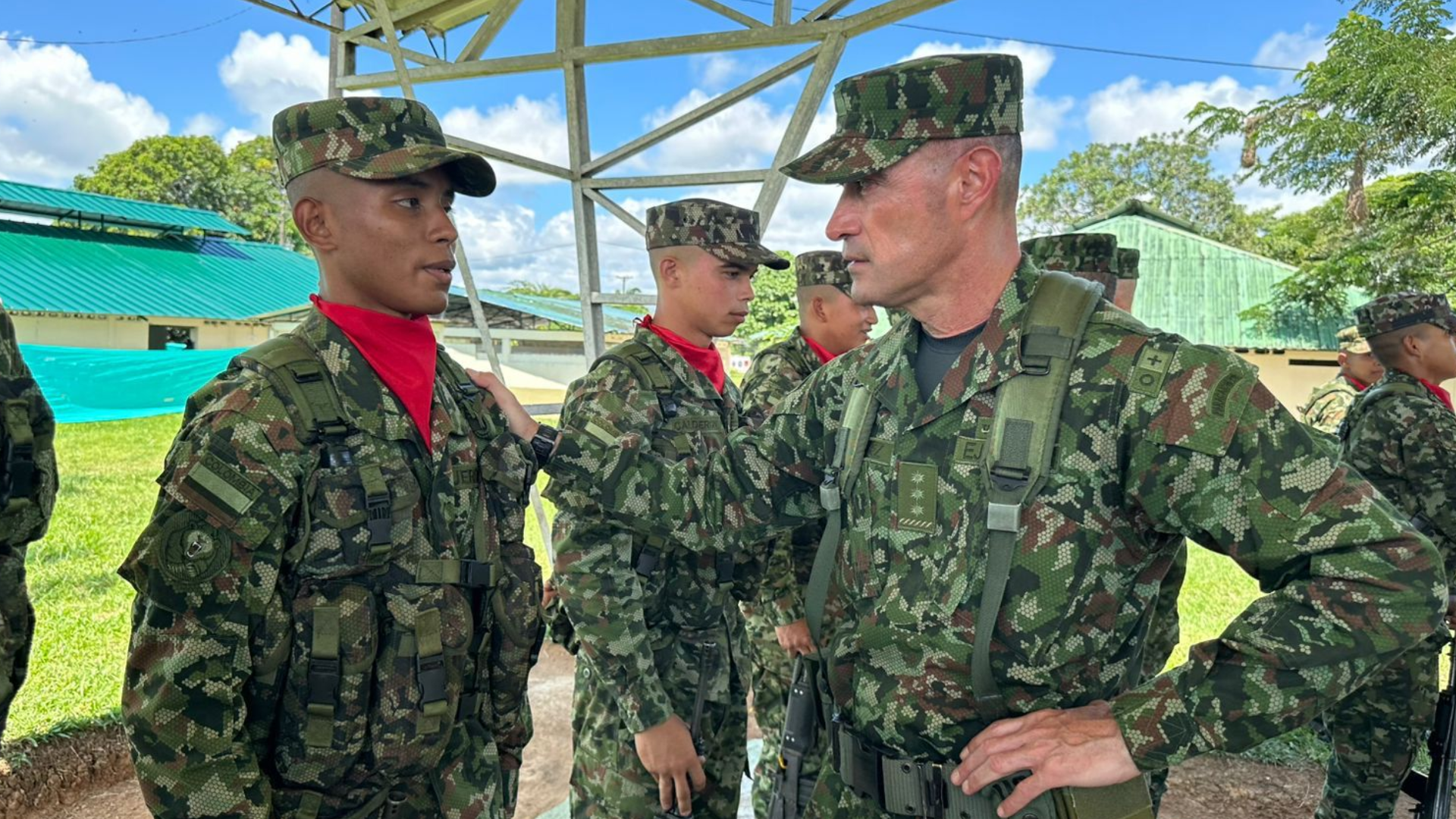 General Royer Gómez Herrera, comandante del Ejército Nacional. 