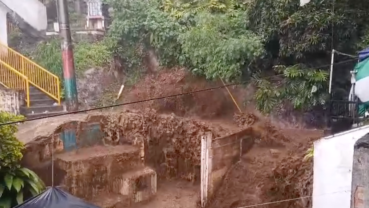 Desbordamiento de la quebrada la Máquina