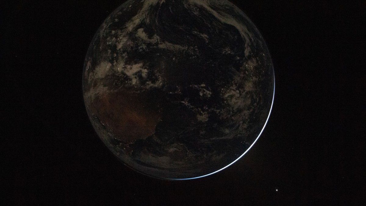 Los astronautas de Artemis II ya están a mitad de camino hacia la Luna