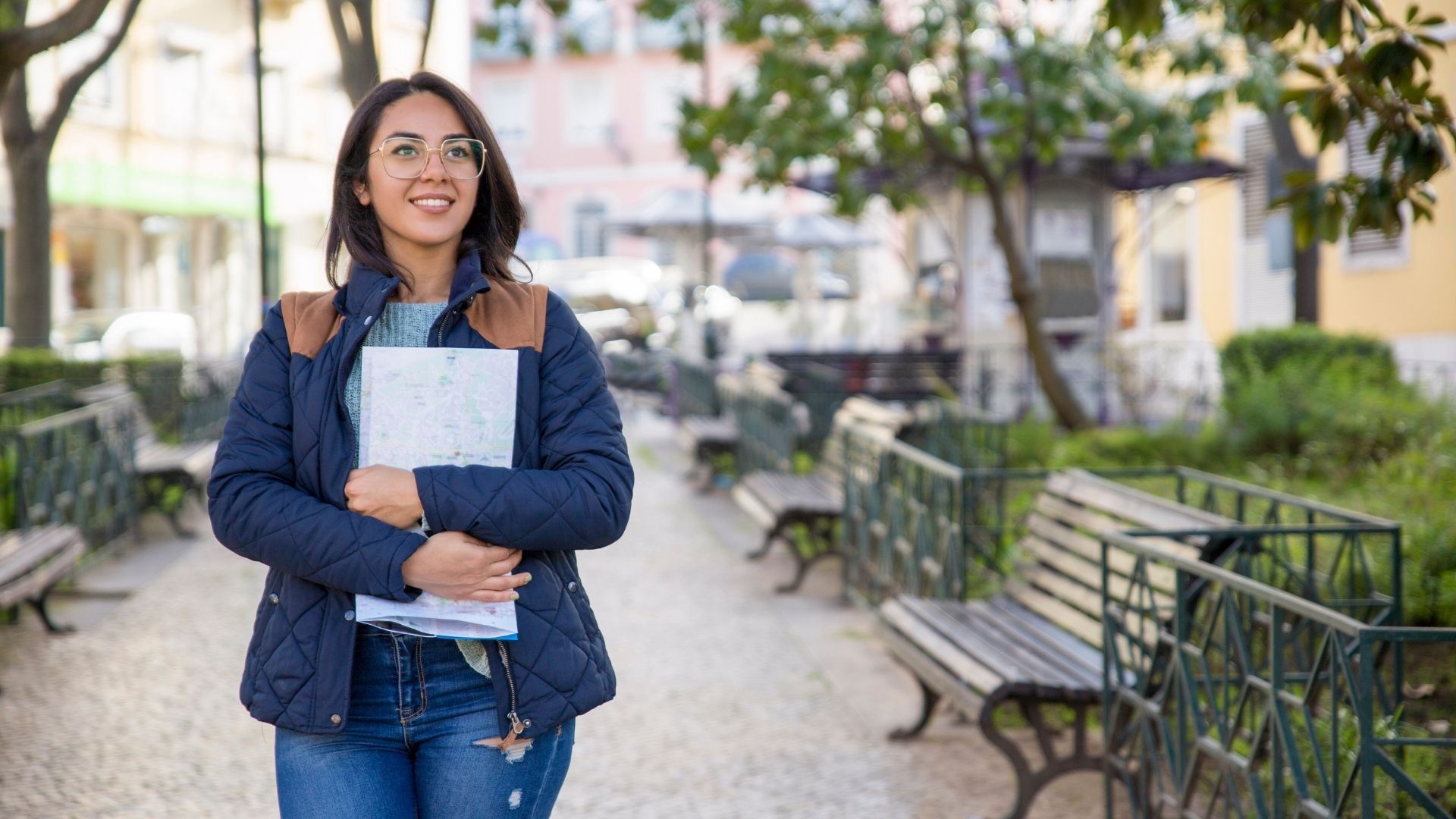 Debe tener una documentación completa para aplicar en la beca.