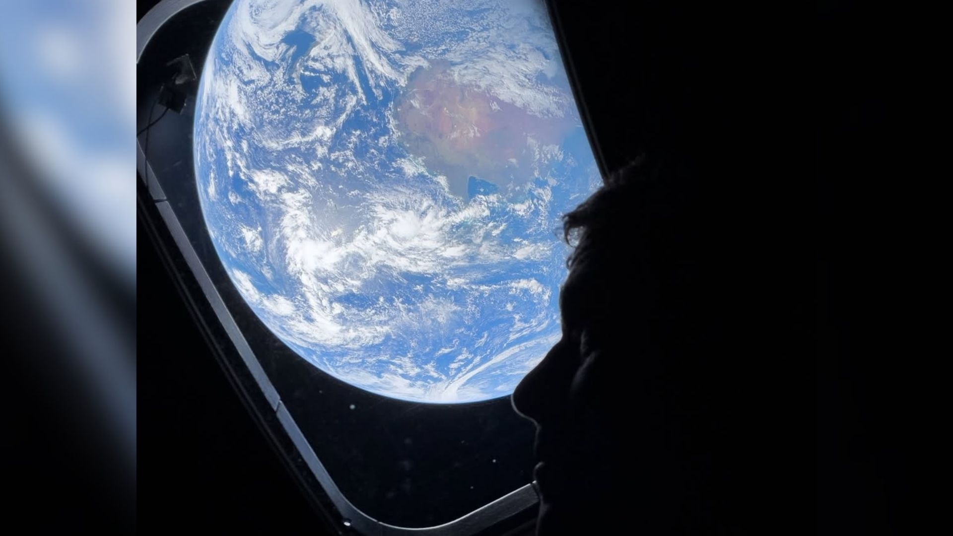 La misión avanza con única acompañante, la Tierra.