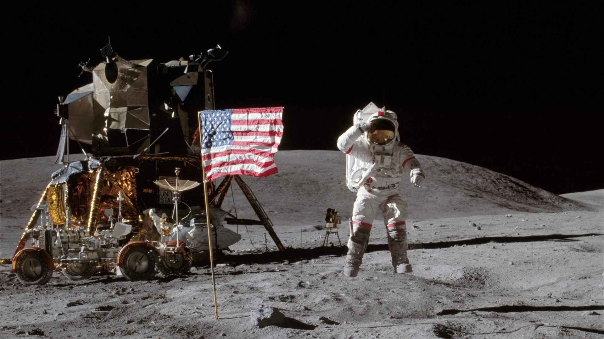 La cápsula Orión realiza un sobrevuelo lunar para evaluar condiciones del espacio profundo antes de nuevos viajes.