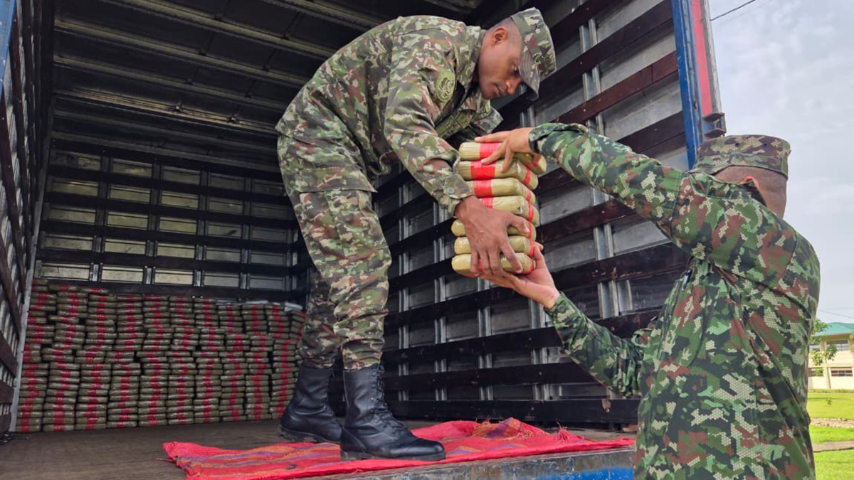 Droga incautada por el Ejército Nacional.