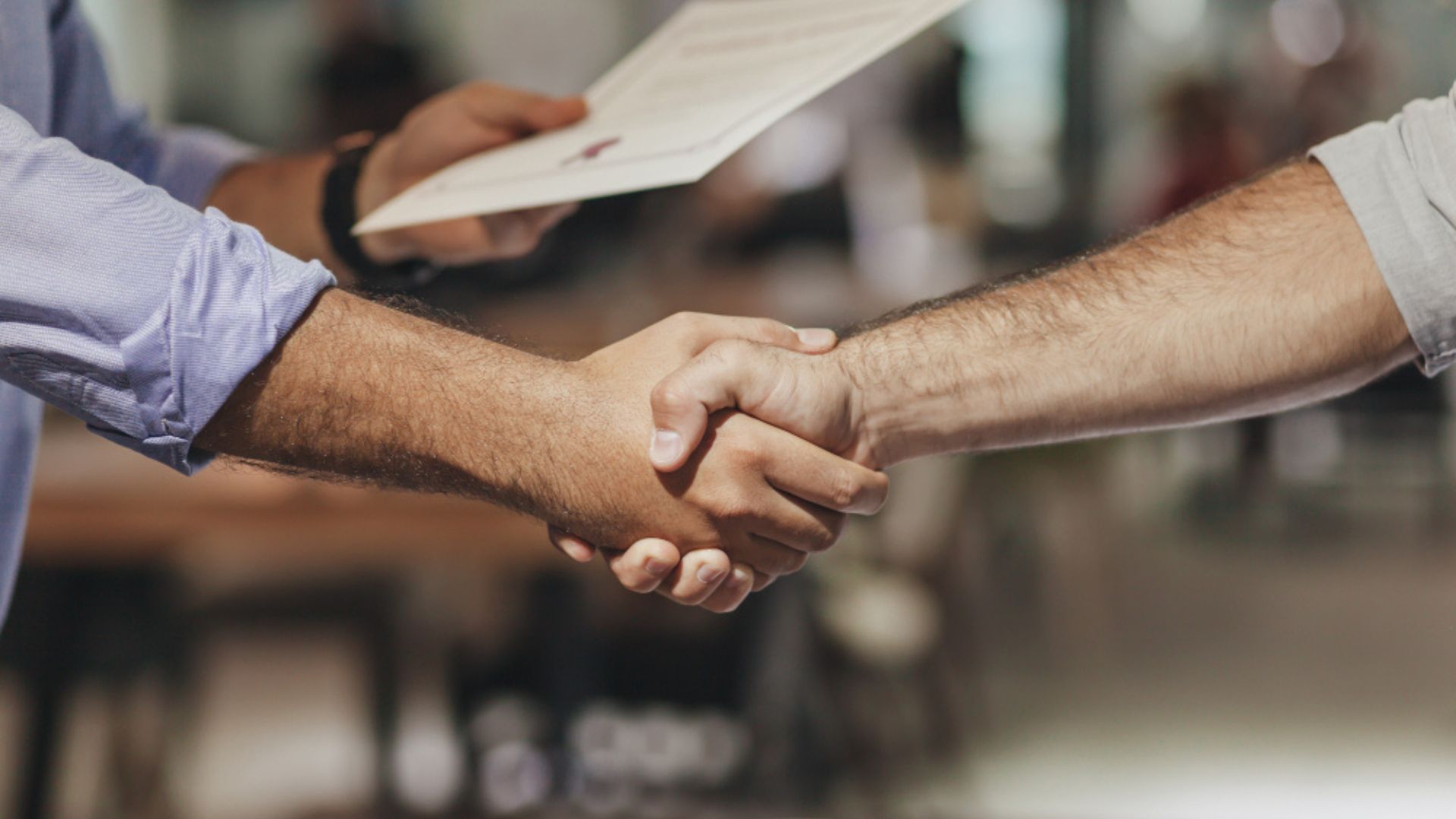 Para 2026, Colombia ocupa el noveno lugar, con un salario mínimo que está en 548 dólares con el subsidio de transporte incluido. 