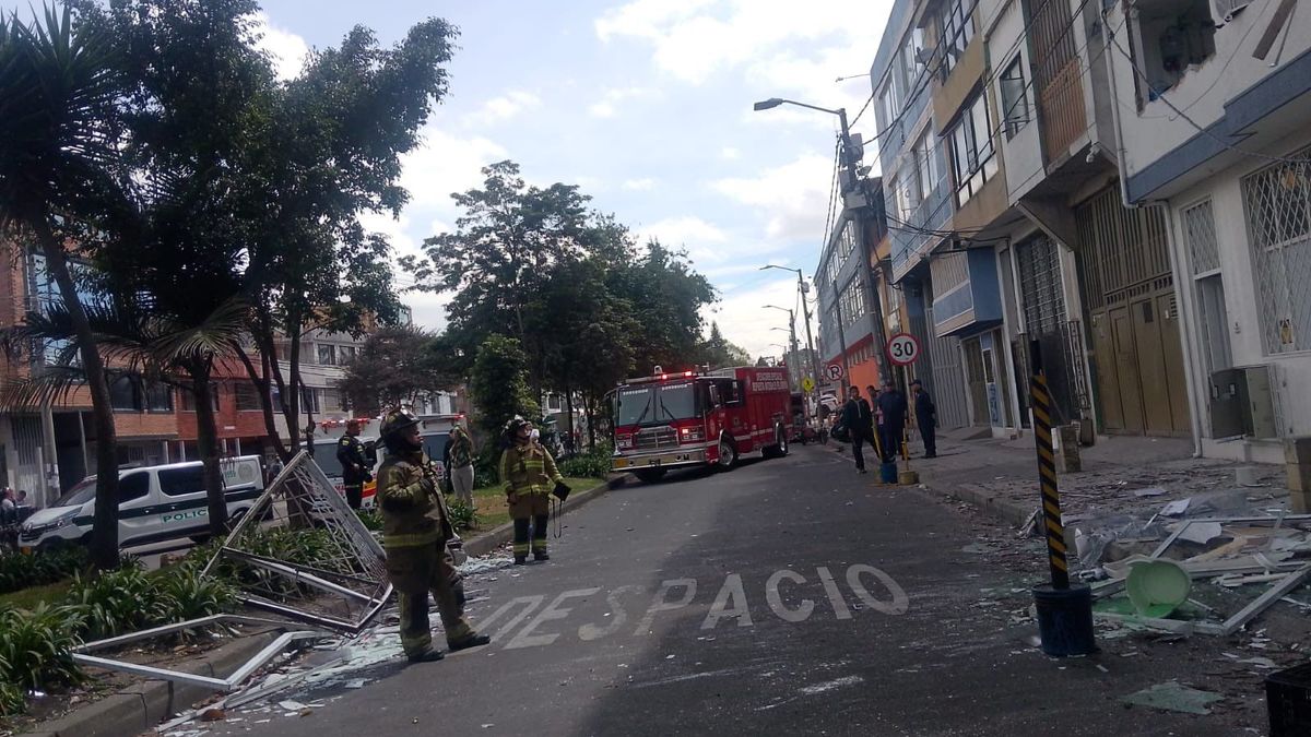 Incendio fábrica en Kennedy.