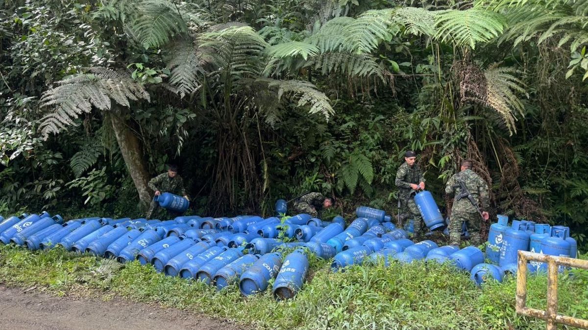 Cilindros de gas recuperados en Tuluá