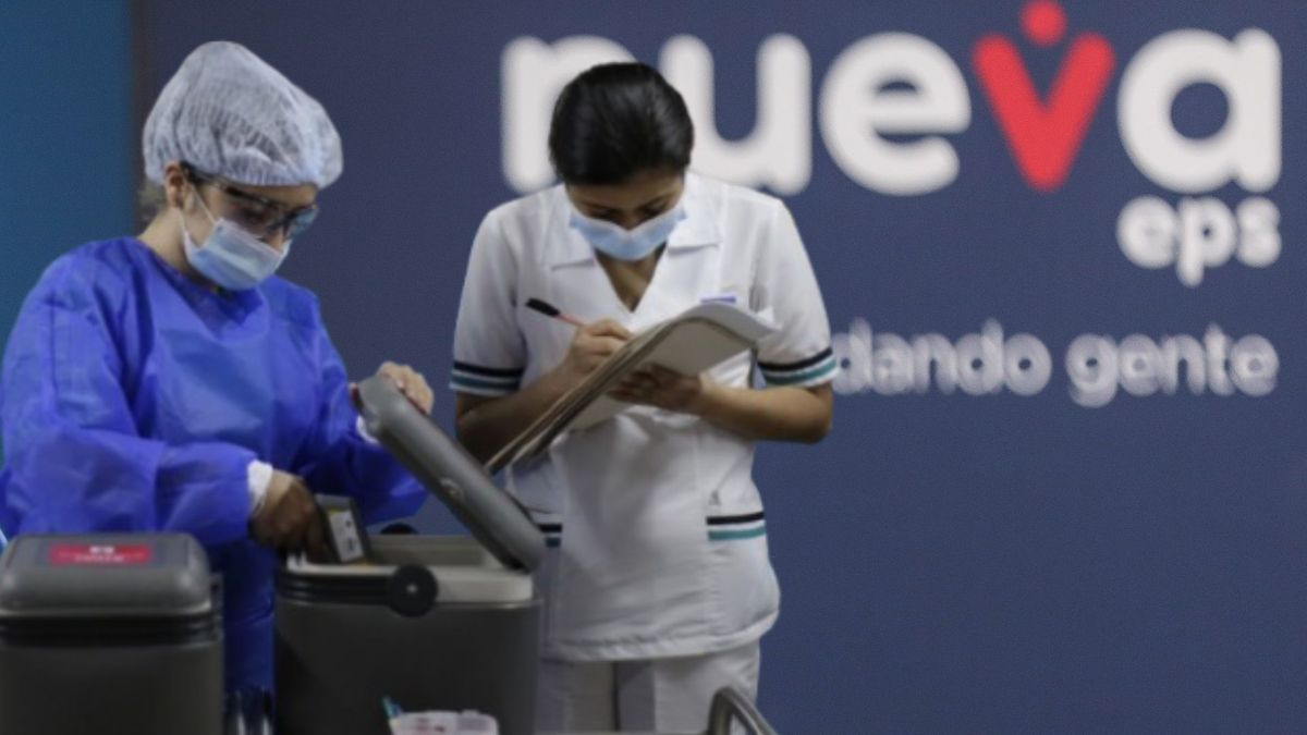 Nueva EPS, personal médico se prepara para la atención de pacientes.