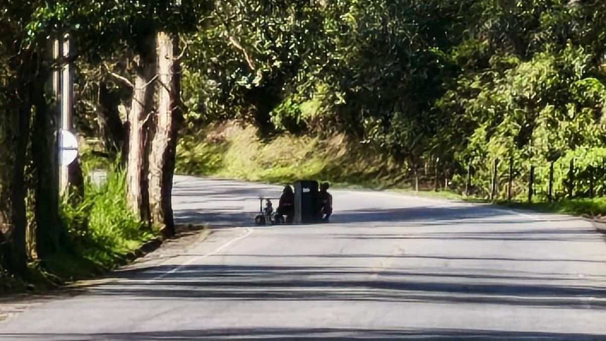 Cierran vía a la Costa por alerta de explosivos en el norte de Antioquia