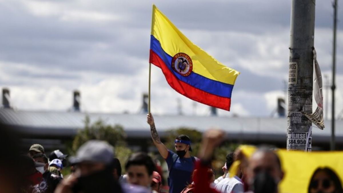 Mientras avanza la jornada, las protestas continúan en diferentes puntos del país con bloqueos y concentraciones que afectan la circulación vehicular.