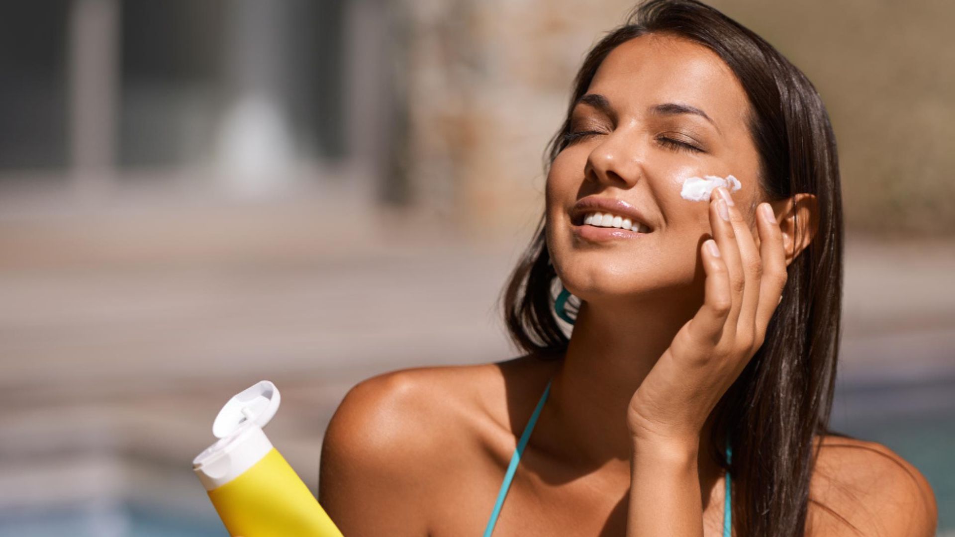 El protector es considerado el paso más importante para cuidar la piel. 