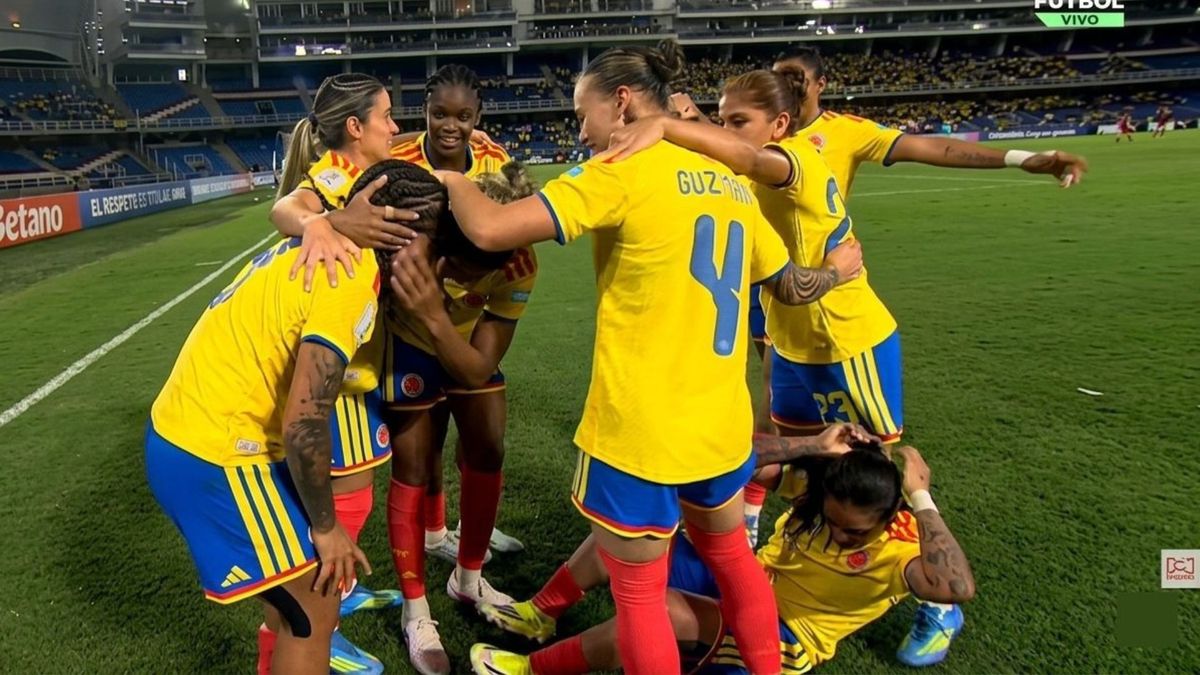 Colombia remontó un partido que parecía adverso.