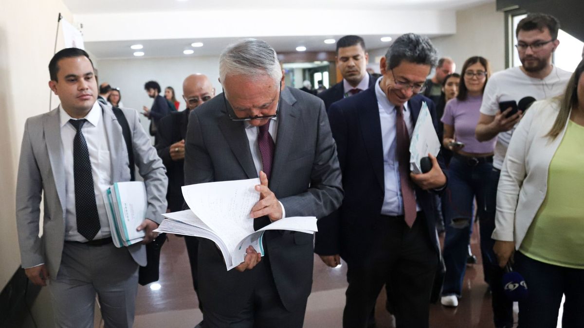 Dos años después, el ministro Guillermo Alfonso Jaramillo vuelve a la Corte Constitucional, que lo citó a responder por la crisis financiera del sector salud por cuenta del desbalance de la UPC.