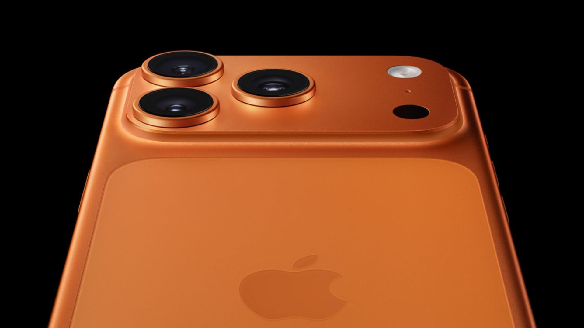 El iPhone 17 Pro Max mantiene su sistema “Triple Fusion” con sensores unificados de 48 MP.