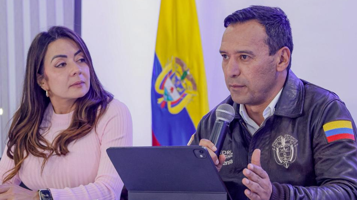 Ministro de Defensa, Pedro Sánchez.