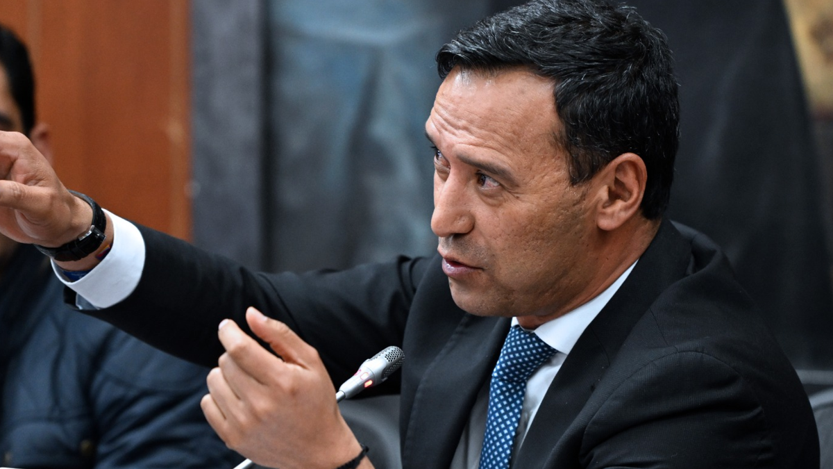 Ministro de Defensa, Pedro Sánchez Suárez.