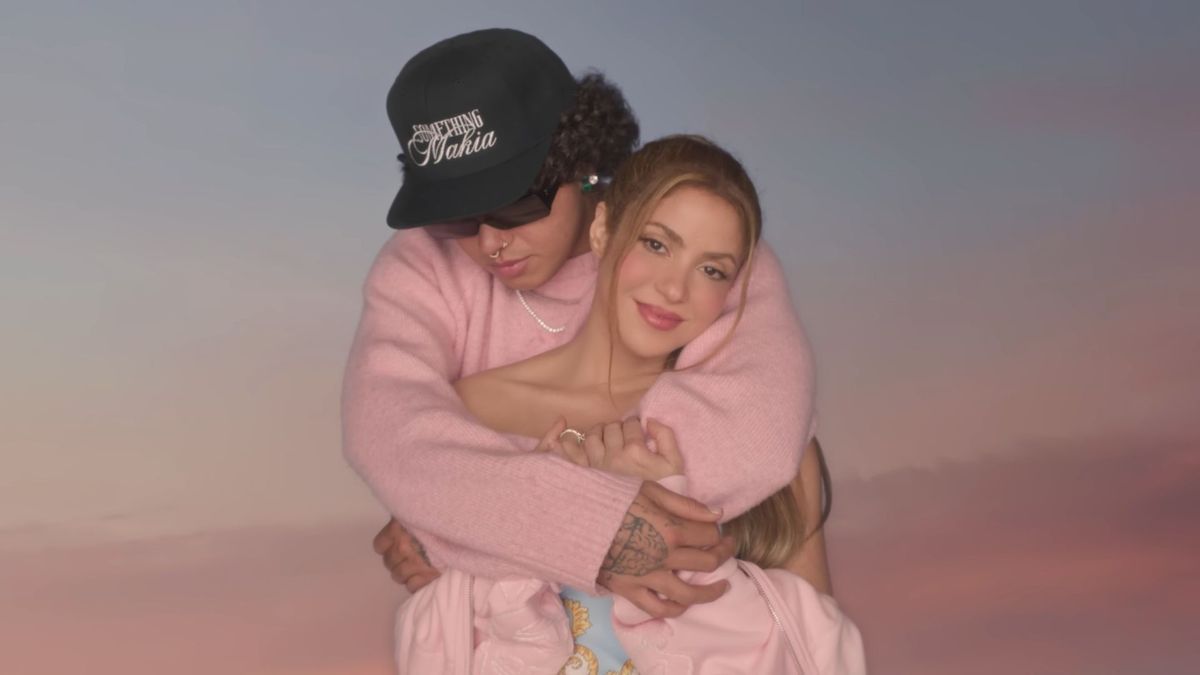 Shakira y Beéle grabaron el video de “Algo tú” en Barranquilla con participación de comparsas del Carnaval.