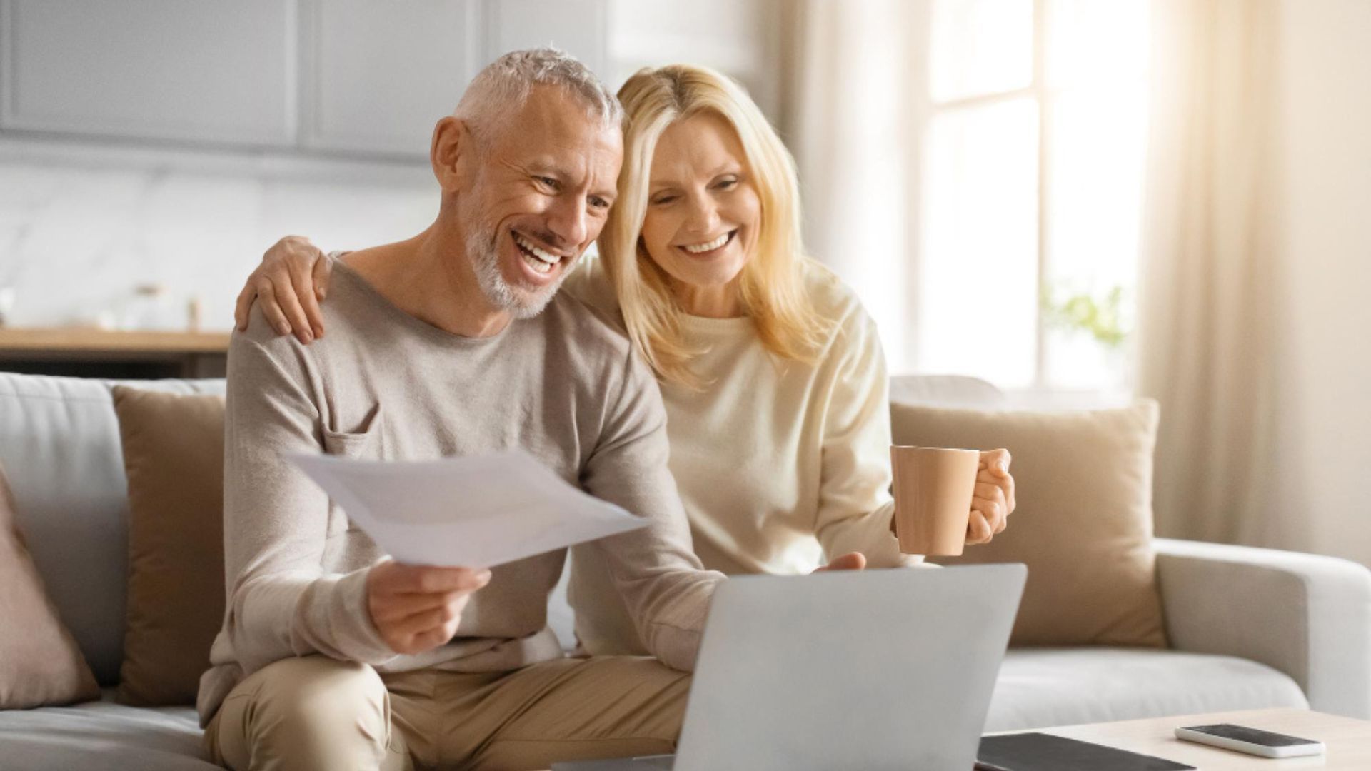 Todos estos casos están contemplados dentro del sistema pensional colombiano.