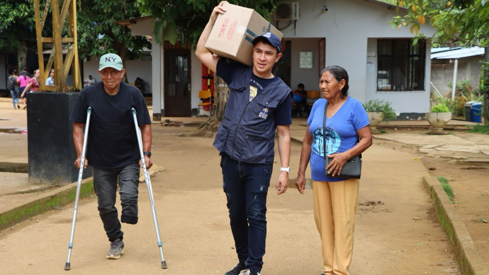 Misión Médica y Humanitaria de la FAC. 
