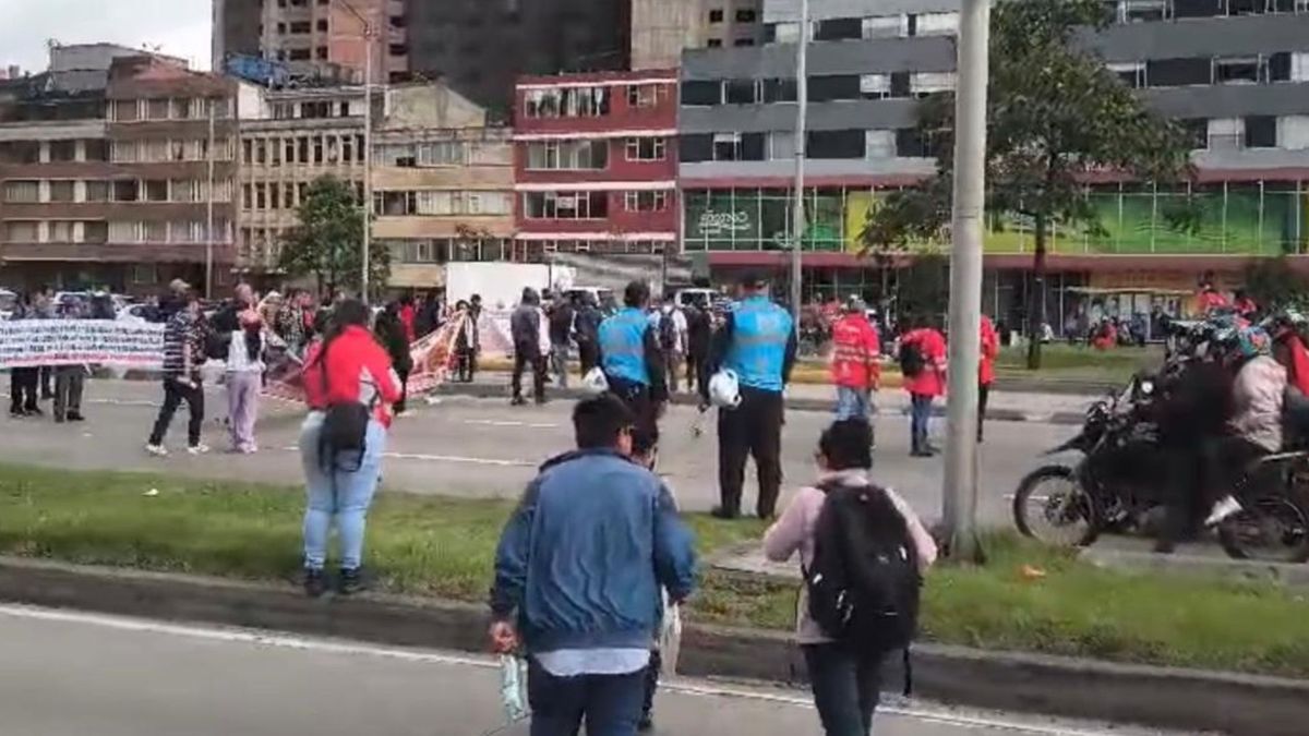 Protestas Bogotá colapsan movilidad por decreto Galán
