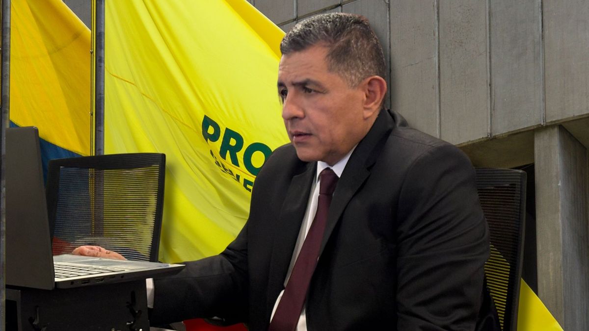 La Procuraduría inspeccionó la Superintendencia de Salud y ahora hace lo mismo con Nueva EPS, donde recientemente aterrizó, aparentemente sin cumplir los requisitos, Jorge Iván Ospina.