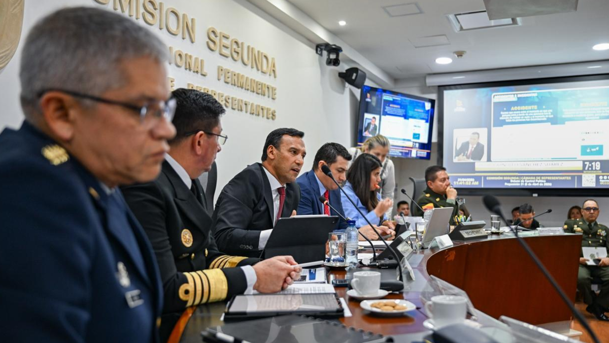 Ministro de Defensa, Pedro Sánchez.