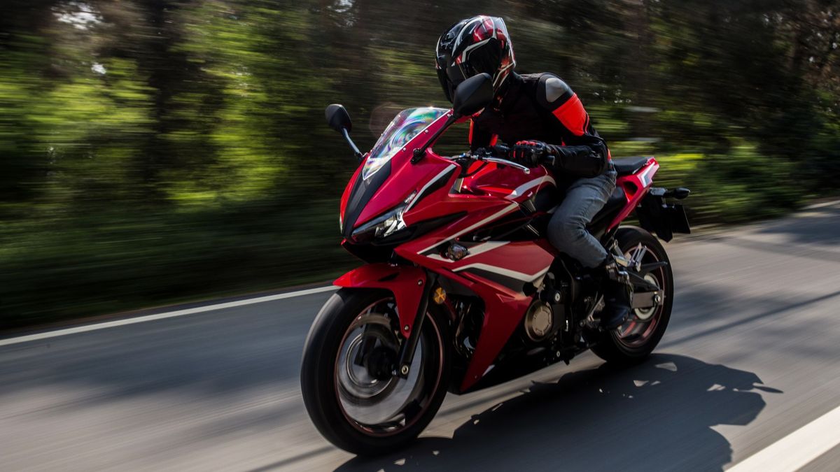 La calidad de los conductores debe mejorar en las vías del país.