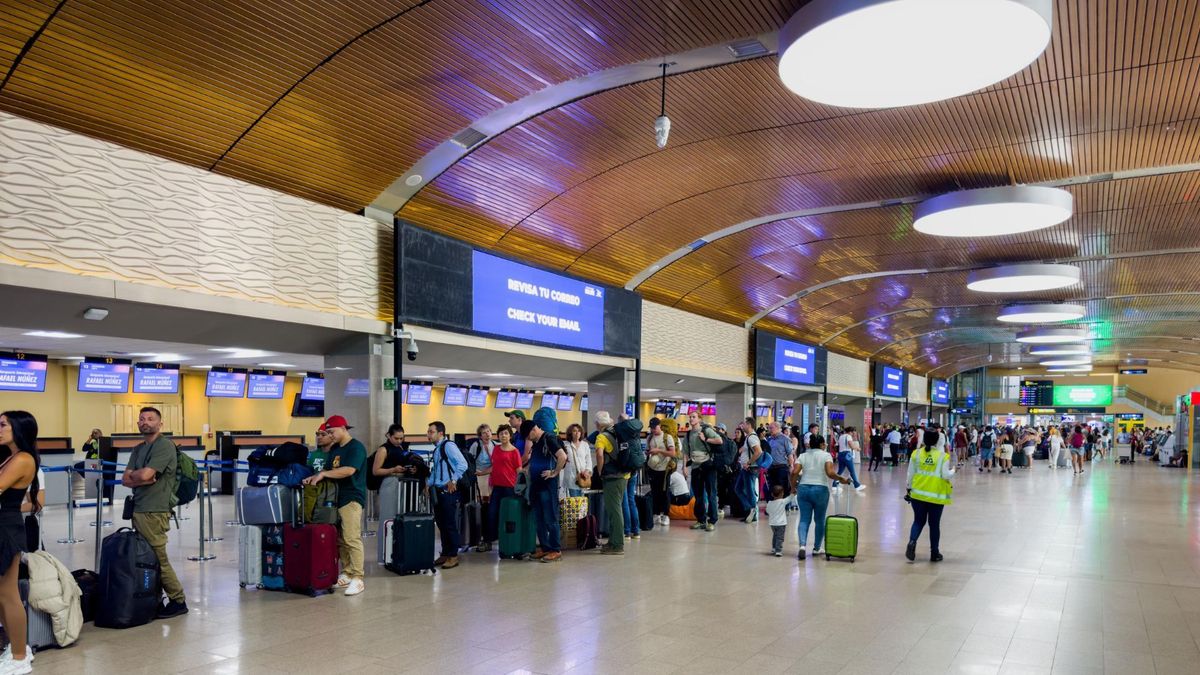 Terminal aérea ubicada al norte de la capital de Bolívar
